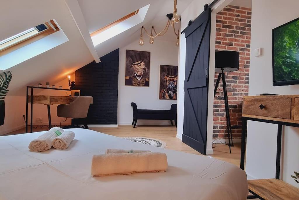 L'Atelier - Au Pied Des Quais Apartment Dunkirk Bagian luar foto